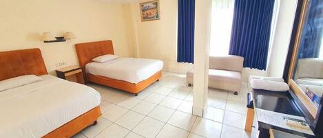 Skrivebord og wi-fi (inkludert)