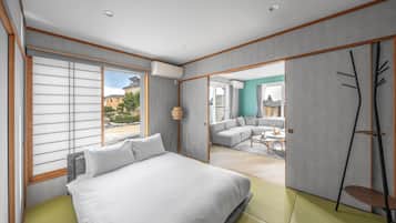 Skrivbord, strykjärn/strykbräda och gratis wi-fi