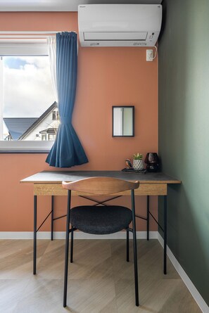 책상, 다리미/다리미판, 무료 WiFi