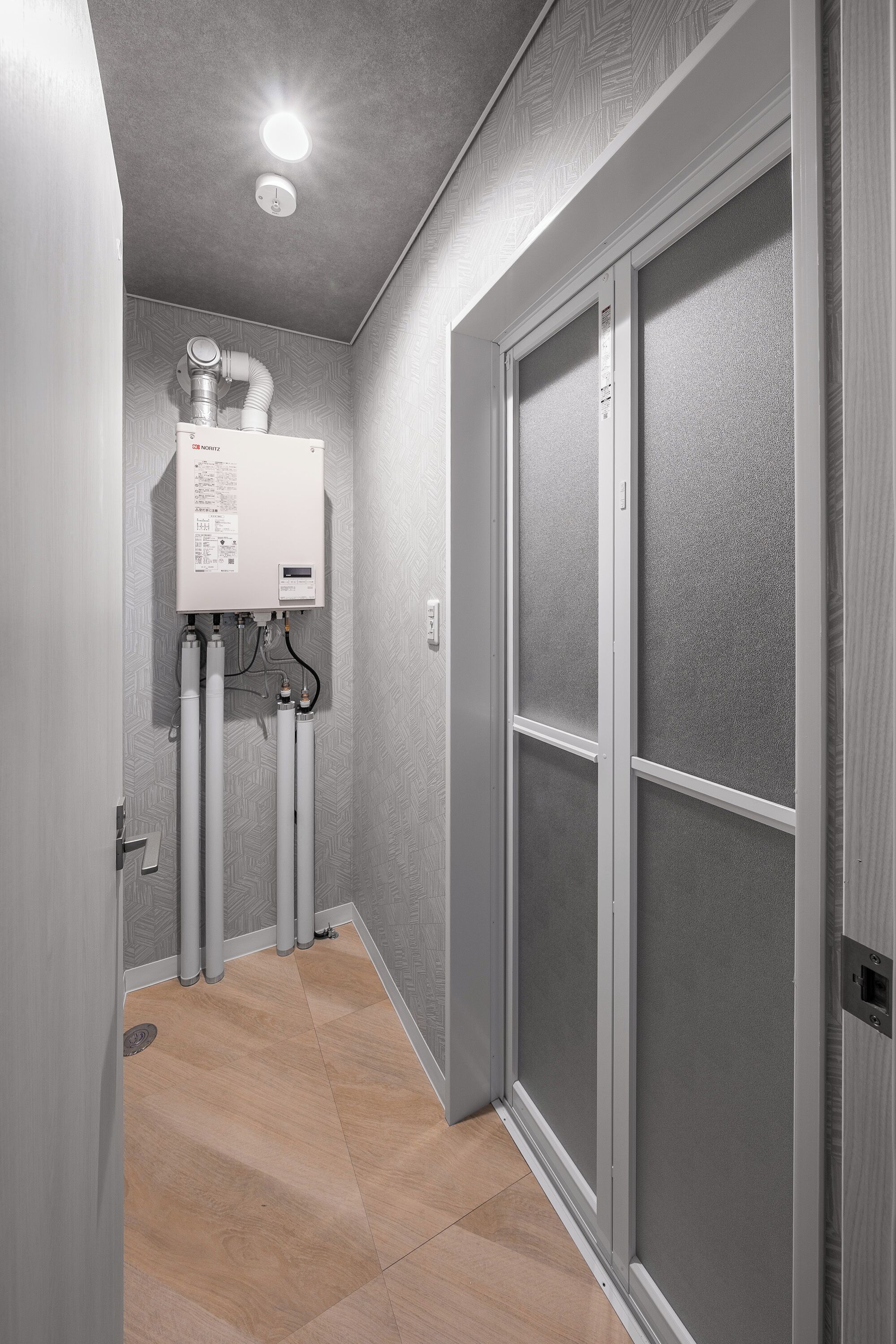 Articles de toilette gratuits, sèche-cheveux, chaussons