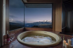 Svit Superior | Badrum | Regndusch, gratis toalettartiklar, hårtork och badrock