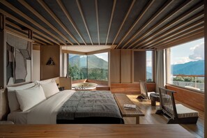 Suite Supérieure | Rideaux occultants, fer et planche à repasser, Wi-Fi gratuit