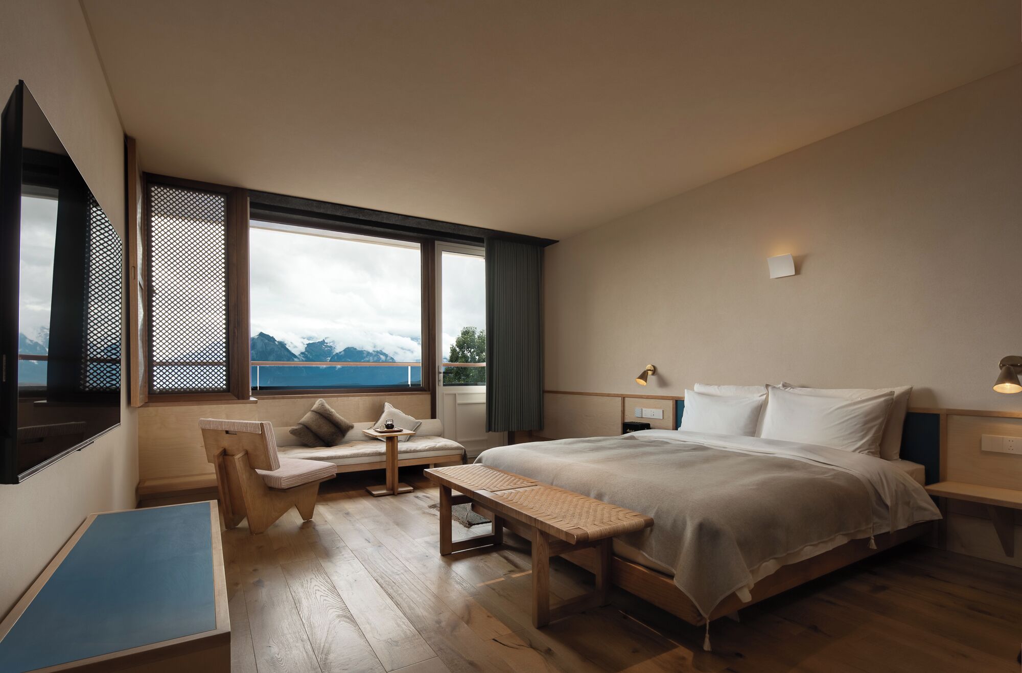 Chambre Double Supérieure | Rideaux occultants, fer et planche à repasser, Wi-Fi gratuit