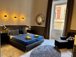 Iron/ironing board, Internet, bed sheets - The Great Maison - Via veneto (Roma)