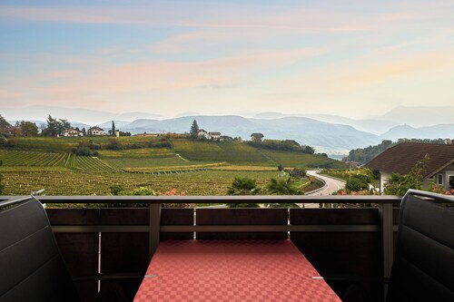 Experience South Tyrol in Kaltern, Apartment Rosengarten, balcony, central location