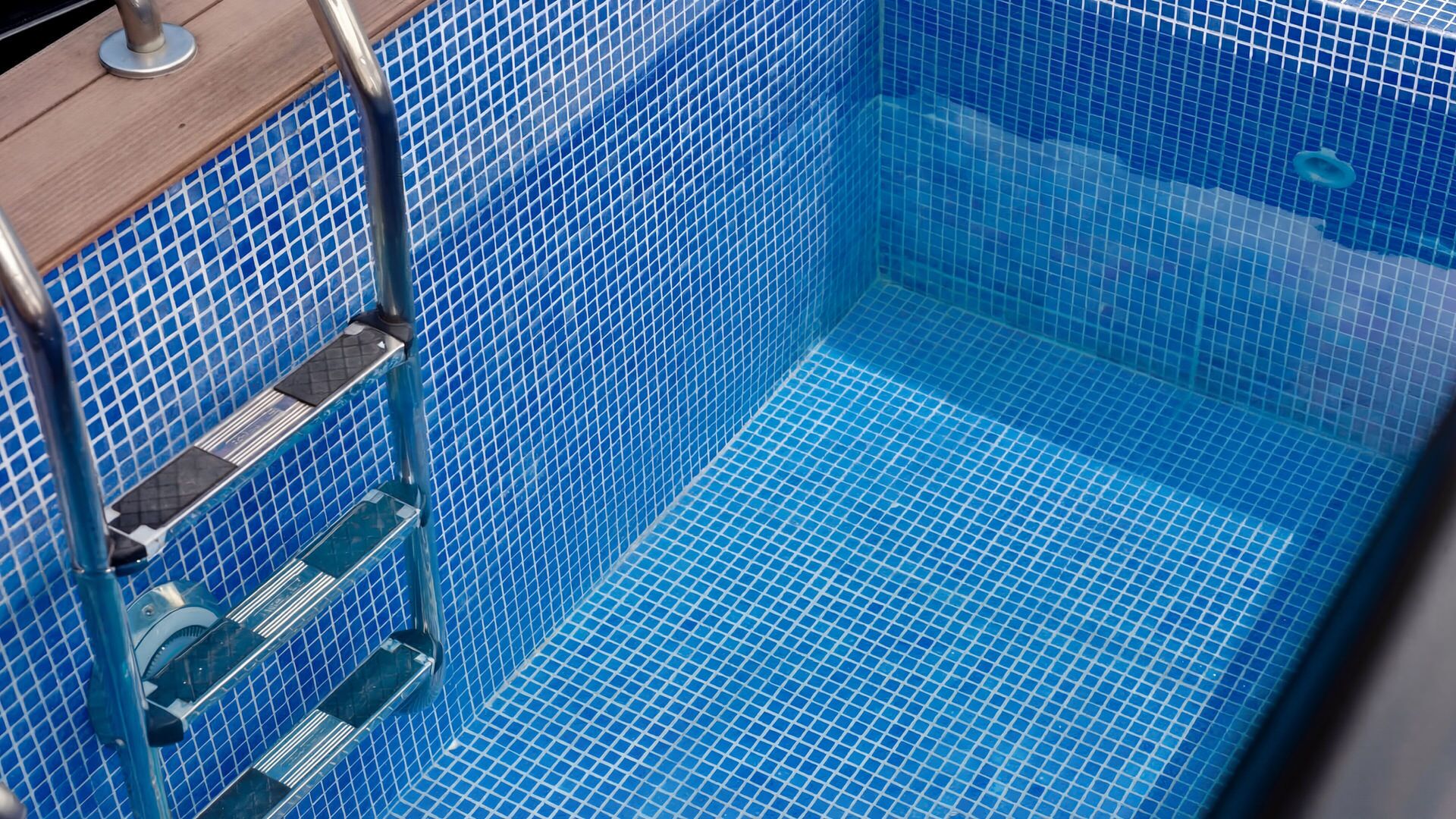 Quarto básico, 1 quarto (A201 (No Pets)) | 1 quarto, Wi-Fi de cortesia