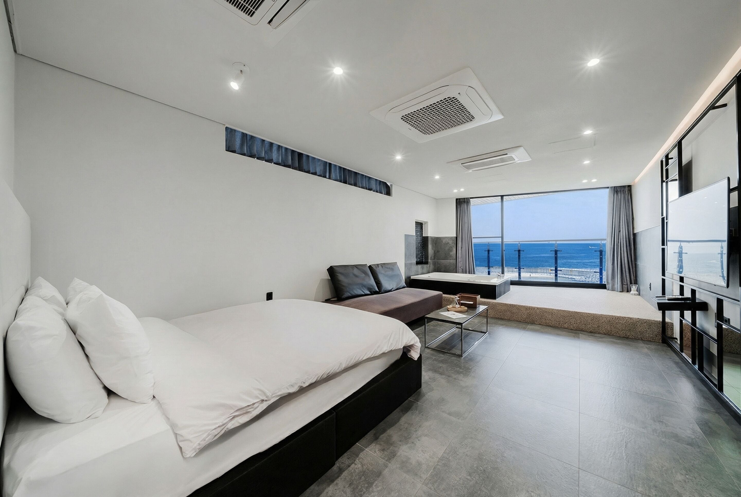 Basic Room, 1 Bedroom (A302) | 1 bedroom, free WiFi