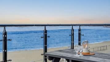 Basic Room, 1 Bedroom (A201 (No Pets)) | 1 bedroom, free WiFi