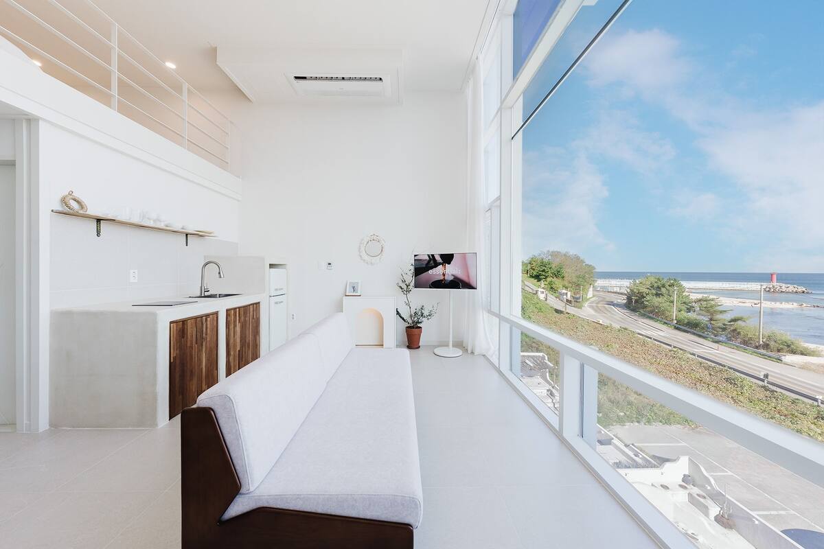 Basic Room, 1 Bedroom (302) | 1 bedroom, free WiFi