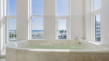 Basic Room, 2 Bedrooms (201) | 1 bedroom, free WiFi