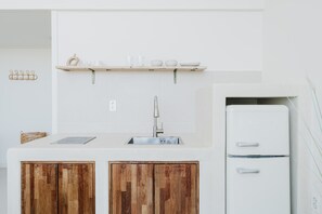 Basic Room, 1 Bedroom (202) | 1 bedroom, free WiFi - Gangneung Mutenlol (Gangneung)