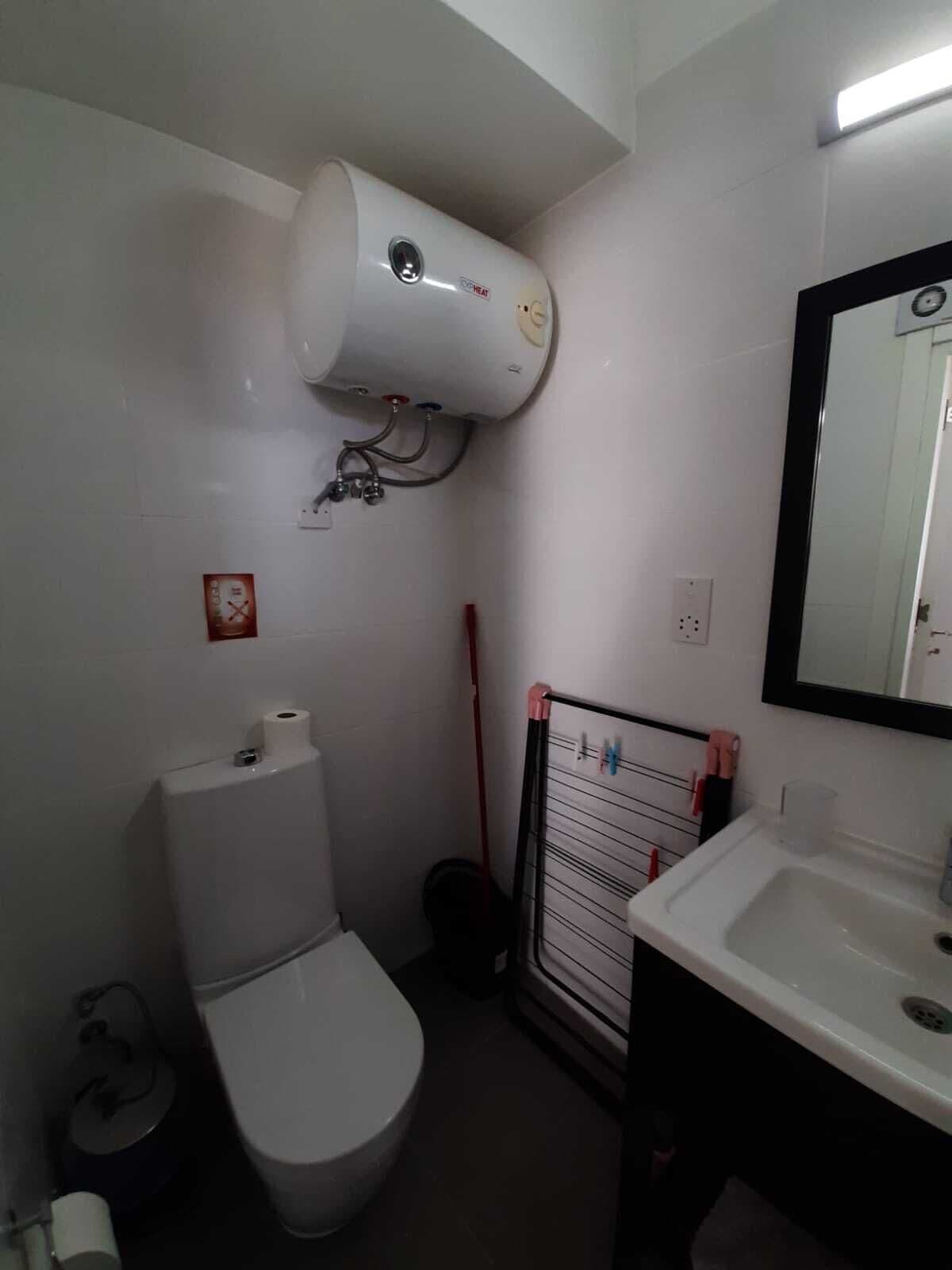 Apartamento, vistas al mar | Baño