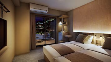 Laptop workspace, free WiFi, bed sheets