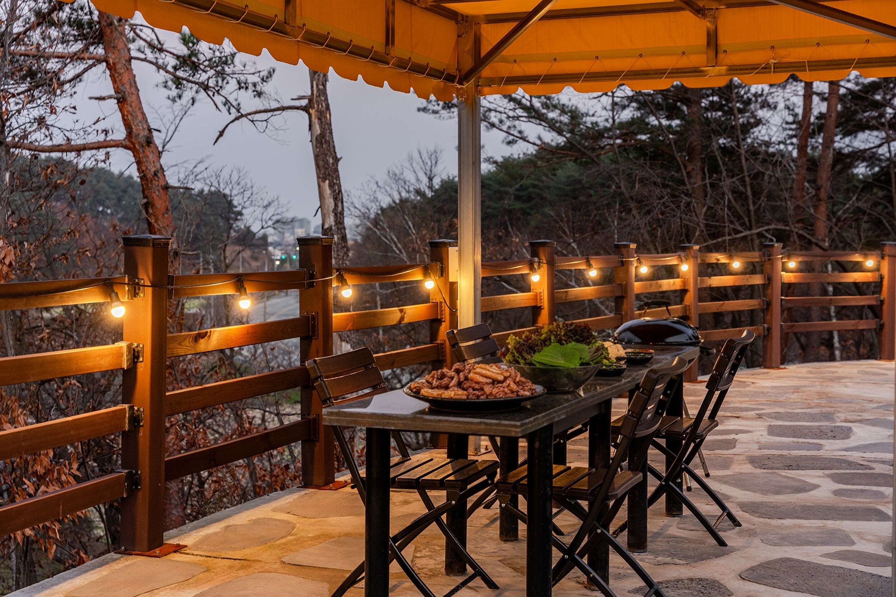 베이직룸, 침실 2개 (Eondeokwie Dokchae) | 2 개의 침실, 무료 WiFi