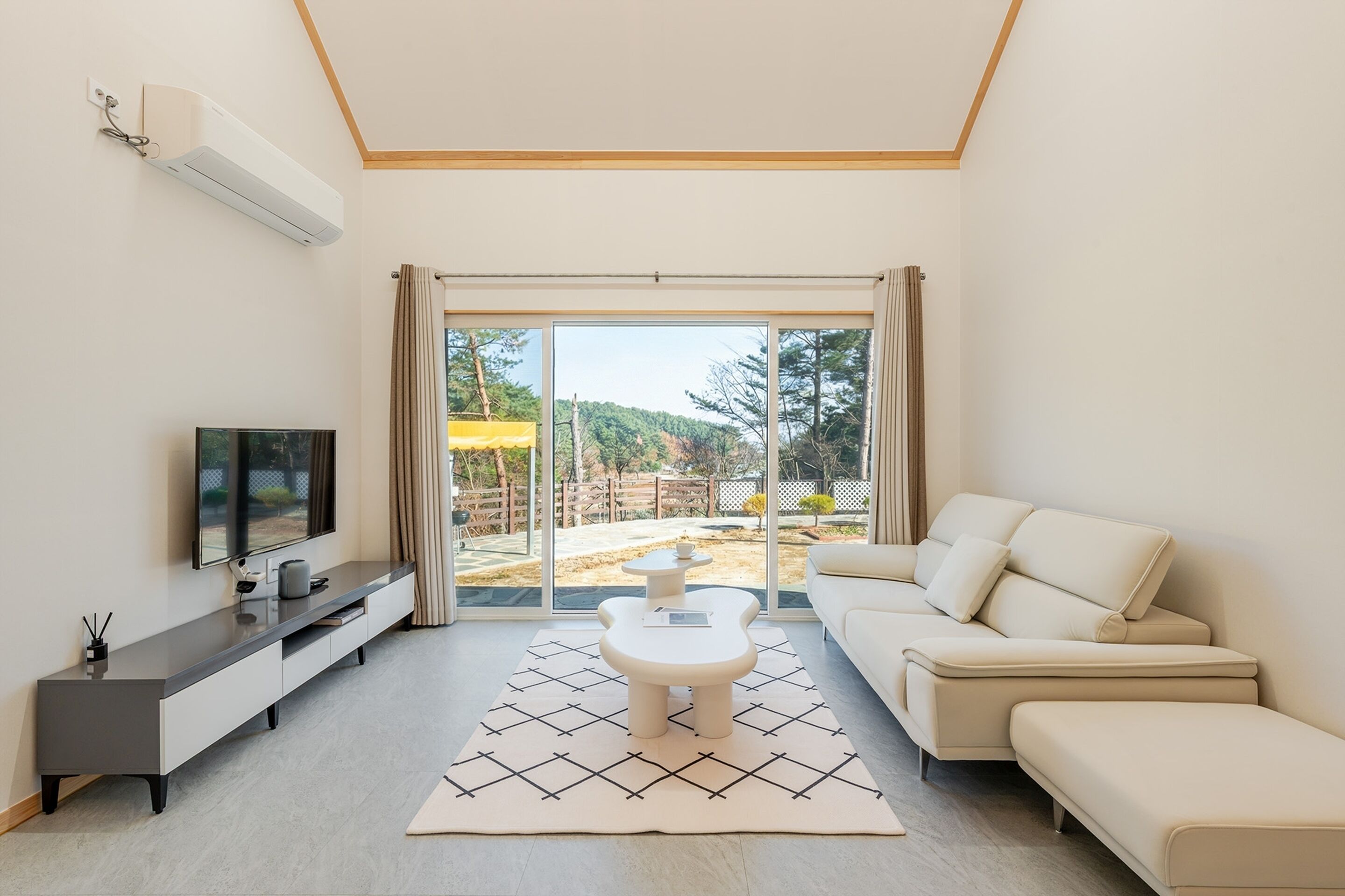 베이직룸, 침실 2개 (Eondeokwie Dokchae) | 2 개의 침실, 무료 WiFi