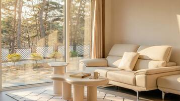 Habitación básica, 2 habitaciones (Eondeokwie Dokchae) | 2 dormitorios y wifi gratis