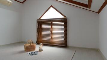 Basic Room, 1 Bedroom (103(Pet-friendly))