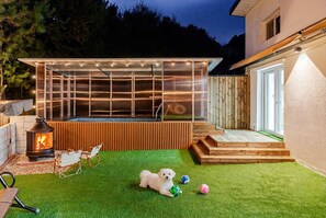 Eenvoudige kamer, 2 slaapkamers (Private Pool Villa) | 2 slaapkamers, gratis wifi