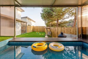 Habitación básica, 2 habitaciones (Private Pool Villa) | 2 habitaciones y wifi gratis