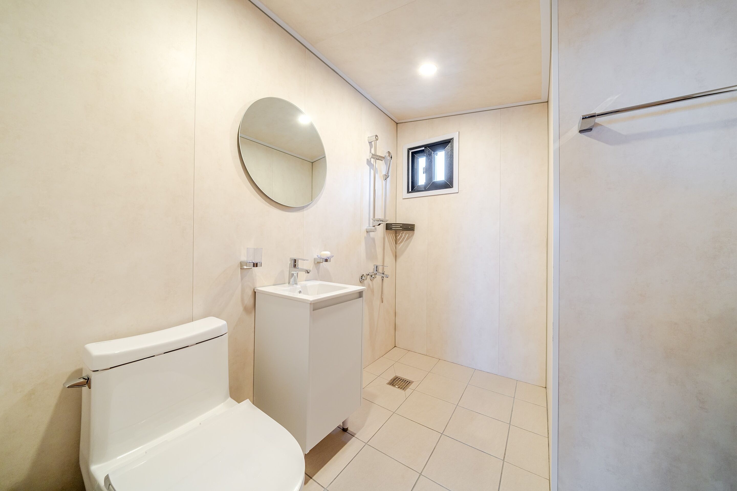 1 bedroom, WiFi (free)