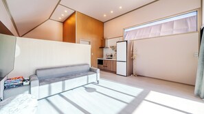 ベーシック ルーム 1 ベッドルーム (102) | 1 室のベッドルーム、WiFi (無料)