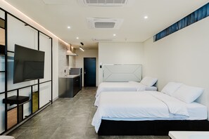 Basic Room, 1 Bedroom (A201) - Sokcho W Spa Poolvilla (Sokcho)