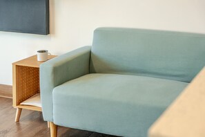 Basic Room, 1 Bedroom (kkotmeong(201)) | 1 bedroom, free WiFi