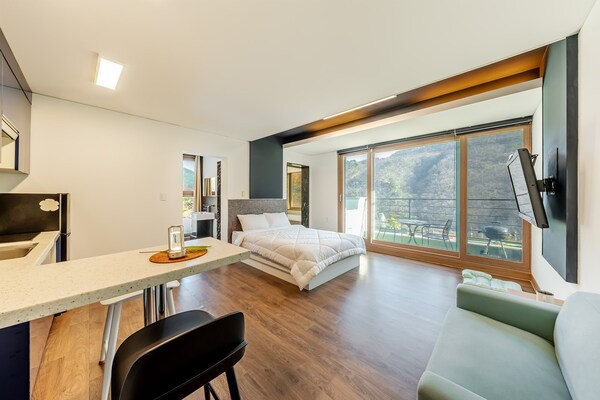 Gapyeong Meongstay Pension - Chuncheon-si