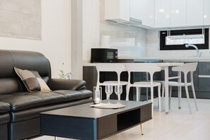 1 bedroom, free WiFi - Sokcho Night Sky Pension (Sokcho)