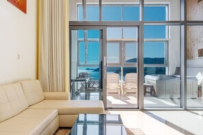 1 camera, Wi-Fi gratuito