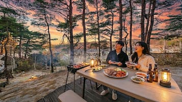 Basic Room, 1 Bedroom (Milky Way 1 (Random)) | Free WiFi