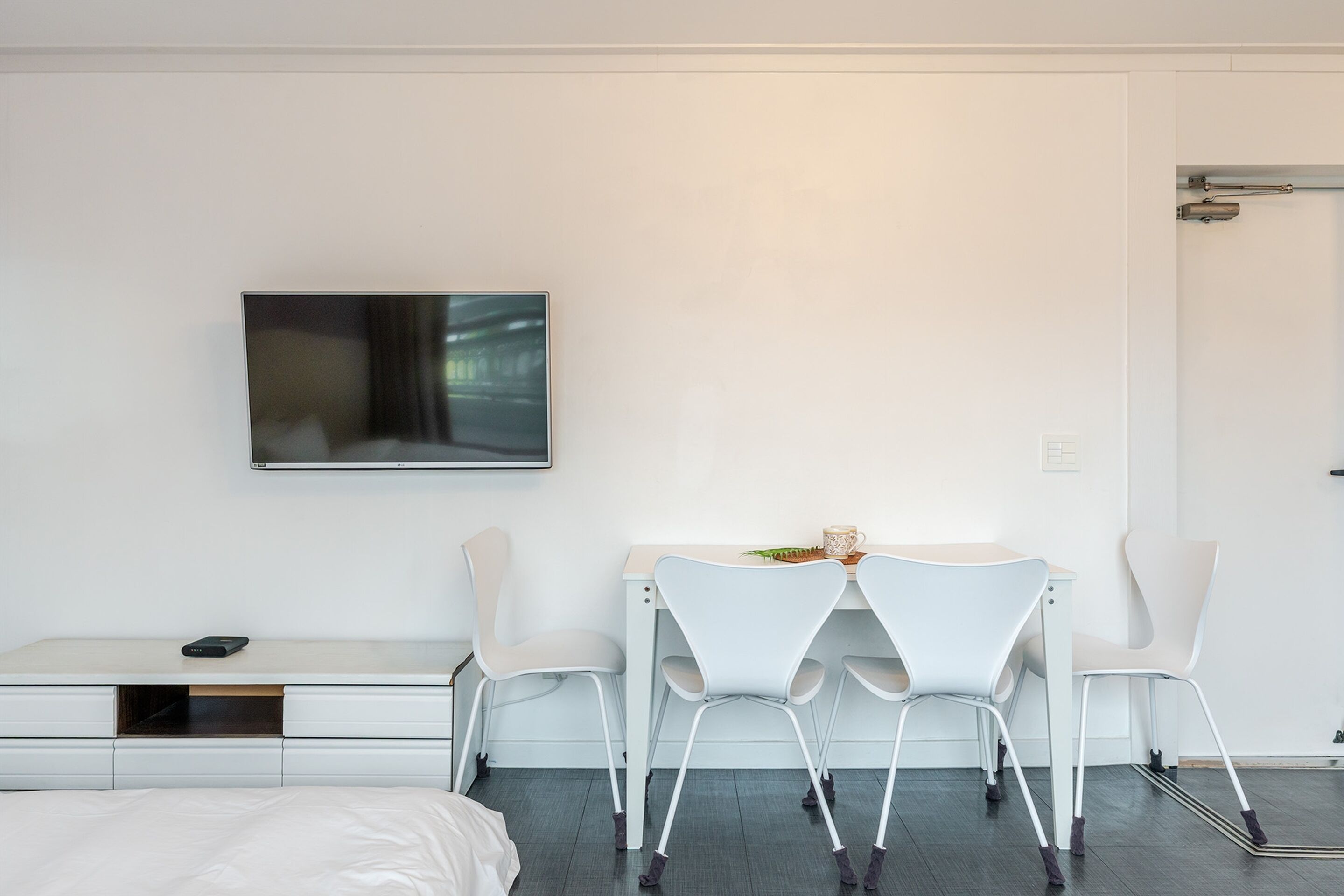 Basic Room, 1 Bedroom (406(Mountain View))