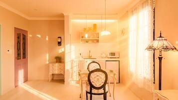 Basic Room, 1 Bedroom (Room 201) | 1 bedroom, free WiFi