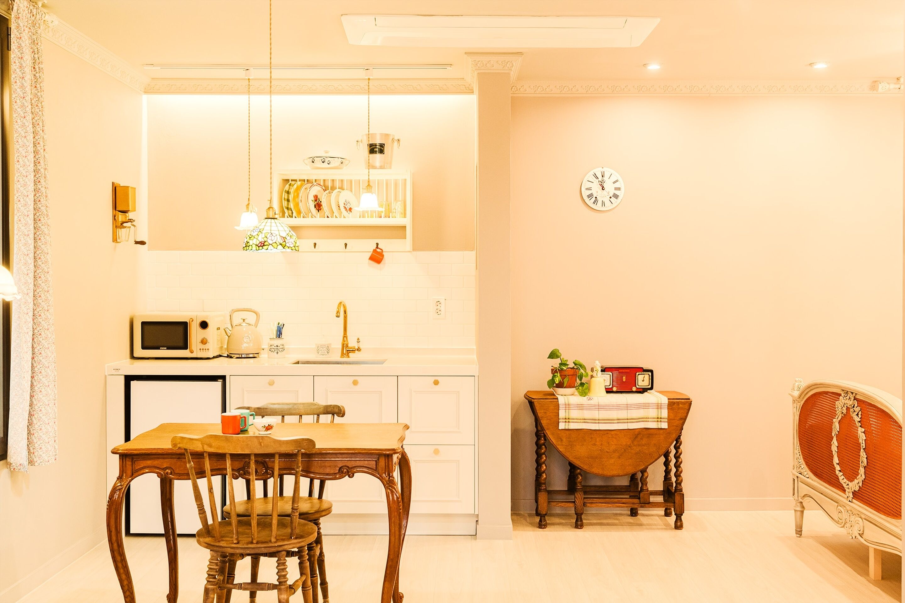 ベーシック ルーム 1 ベッドルーム (Room 102) | 1 室のベッドルーム、WiFi (無料)