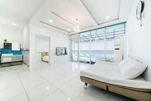 Camera Basic, 1 camera da letto (A301 – Ocean View Outdoor Pool & Spa) | 1 camera, Wi-Fi gratuito