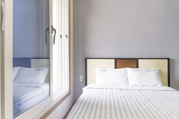 Room - Yeosu Florahostel Pension (Yeosu)