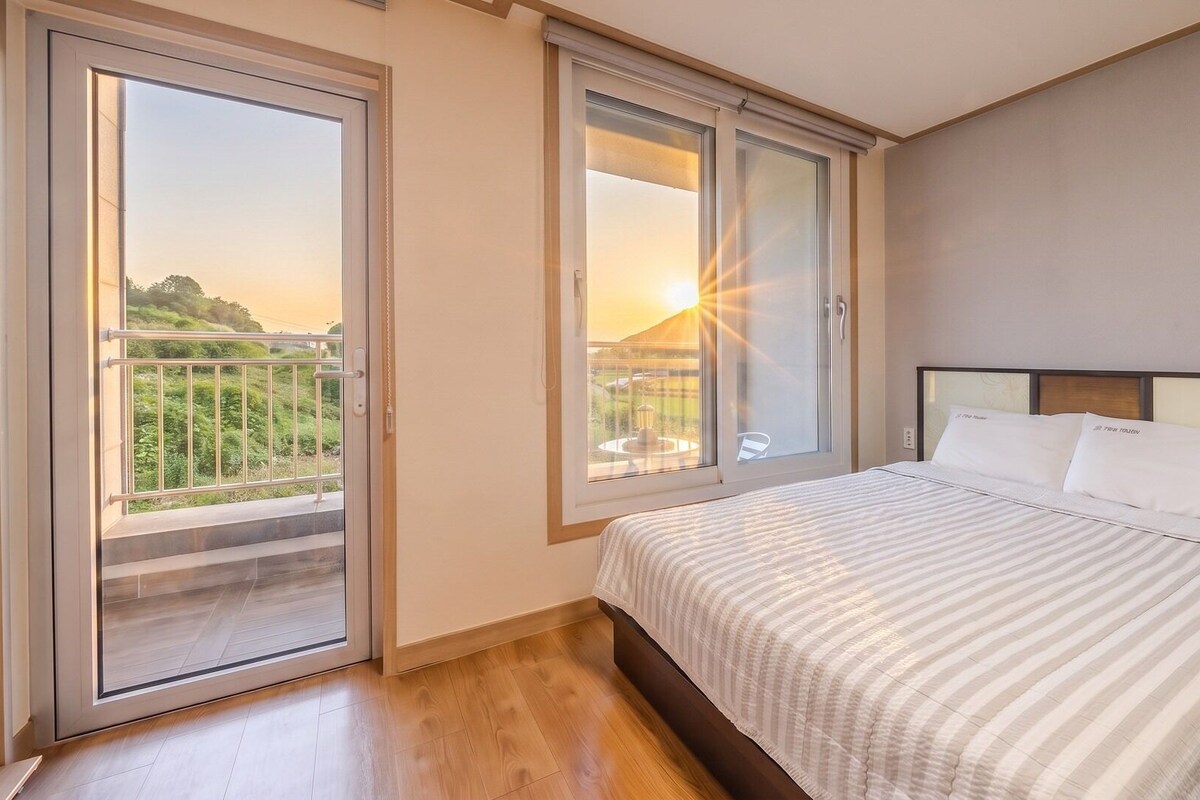 Basic Room, 1 Bedroom (206) | 1 bilik tidur, Wi-fi percuma 