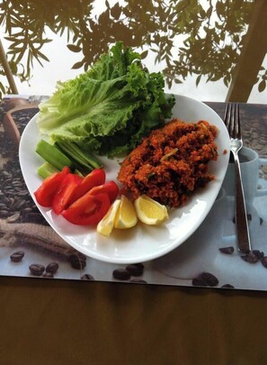 Free daily buffet breakfast  - EUROPA HOTEL ŞELALE (Konyaalti)