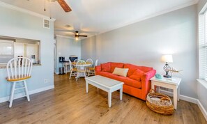 Interior - Sea Breeze 312 (Gulf Shores)