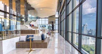 New City Condo in Central of Bangkok Siam Paragon Central World