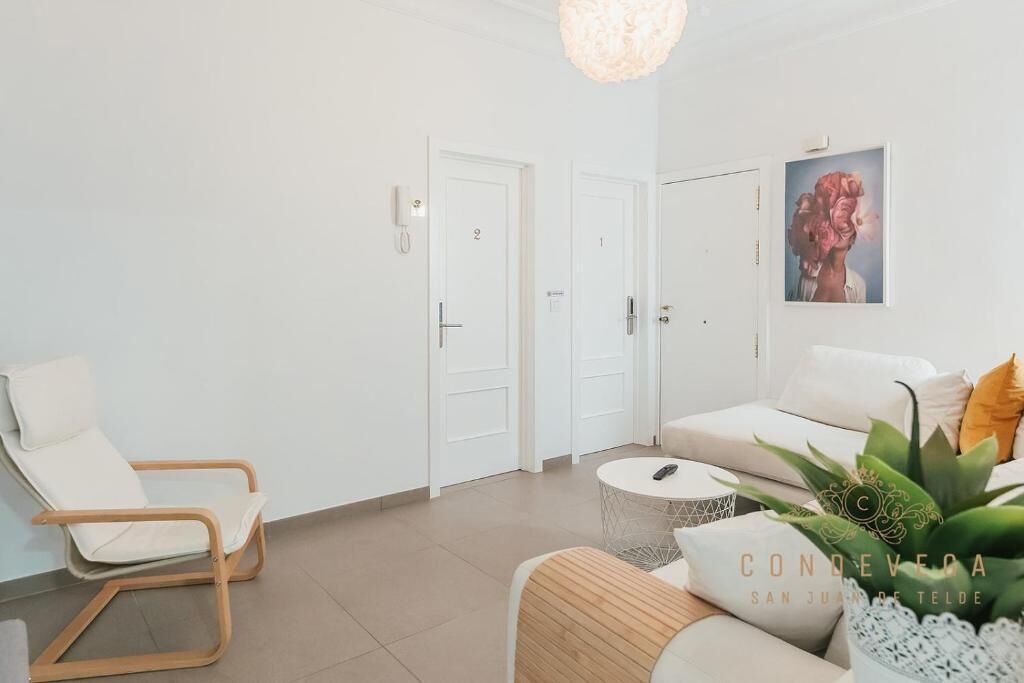 TV connectée de 55 pouces avec chaînes numériques, Netflix