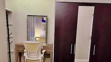 Shared Dormitory, 1 Bedroom, Balcony | 1 bedroom