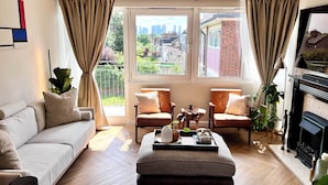 Shared Dormitory, 1 Bedroom, Balcony | Living room - Room-one Double Room in Plaistow Stratfo (London)