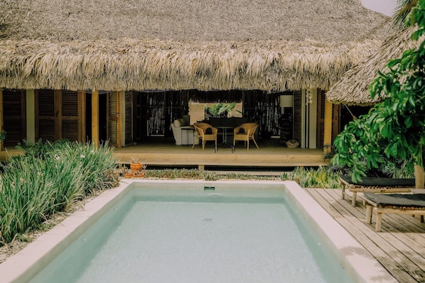 Outdoor pool - ¨El Refugio¨3 bedroom bungalow with pool & A/C near Macao beach (Punta Cana)