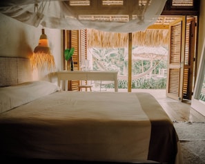 3 bedrooms, desk, iron/ironing board, free WiFi - ¨El Refugio¨3 bedroom bungalow with pool & A/C near Macao beach (Punta Cana)