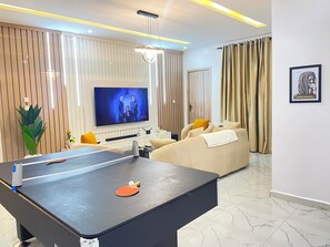 Spielezimmer