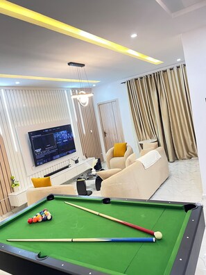 Spielezimmer