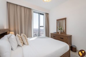 Room - Vogue, Creek Harbour 17 Icon Bay Waterfront Living (Dubai)