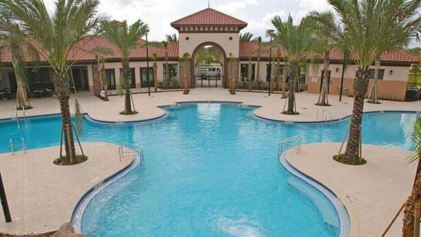 Unclassified image, 1 of 26, button - Accessible Retreat Solterra Resort Sleeps 11 Pool Jacuzzi Family Friendly (Davenport)