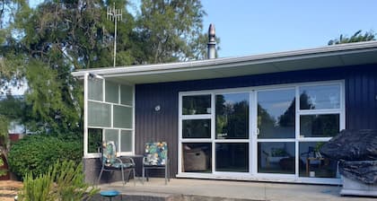 Room-1 BDR With Trundle bed - Gateway to
